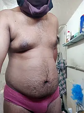 Snapshot of Brown69_guy chatting on December 22, 2025, 5:18 am Brown69 guy online show from December 22, 2025, 5:18 am