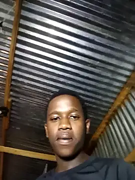 Snapshot of Thenaughtyboy360 chatting on September 10, 2025, 5:28 am Thenaughtyboy360 online show from September 10, 2025, 5:28 am