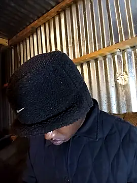 Snapshot of Thenaughtyboy360 chatting on October 11, 2025, 9:16 pm Thenaughtyboy360 online show from October 11, 2025, 9:16 pm