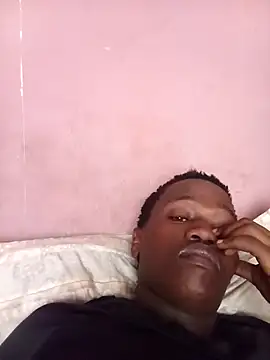 Snapshot of Thenaughtyboy360 chatting on September 9, 2025, 12:58 pm Thenaughtyboy360 online show from September 9, 2025, 12:58 pm