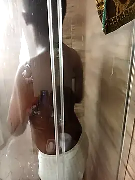 Snapshot of Thenaughtyboy360 chatting on November 27, 2025, 11:43 am Thenaughtyboy360 online show from November 27, 2025, 11:43 am