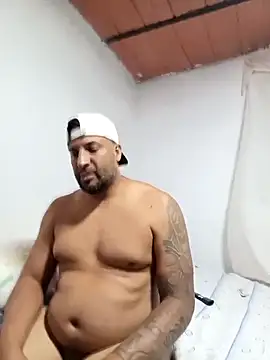 kalifa3210 online show from November 22, 2025, 3:38 am