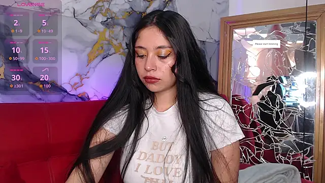 Alicee stone  online show from April 17, 2026, 2:53 pm