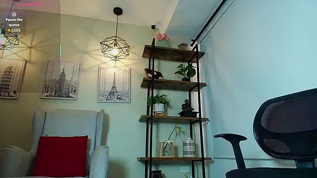  Victoria Collins online show from March 3, 2026, 1:40 pm