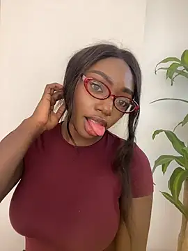 alissradiante1 online show from March 29, 2026, 10:55 pm