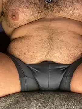 CloudyMuscleBeefy online show from May 24, 2026, 11:48 pm