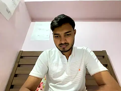 midnight 24 online show from November 30, 2025, 4:52 pm