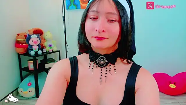 geaoxo online show from October 18, 2025, 4:53 pm