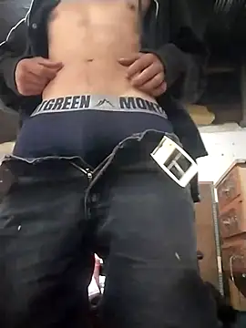 Snapshot of DXTFFx chatting on September 26, 2025, 3:57 am DXTFFx online show from September 26, 2025, 3:57 am