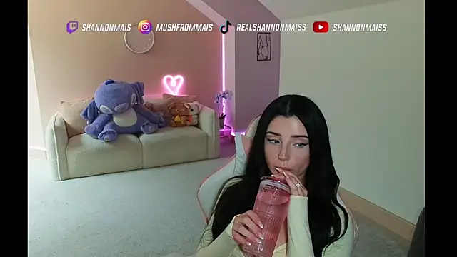 Snapshot of itsmais chatting on October 27, 2025, 1:12 pm itsmais online show from October 27, 2025, 1:12 pm