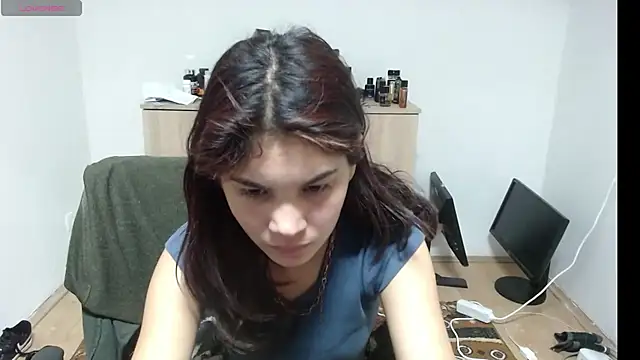 Snapshot of MalloryMyers chatting on November 17, 2025, 8:13 pm MalloryMyers online show from November 17, 2025, 8:13 pm