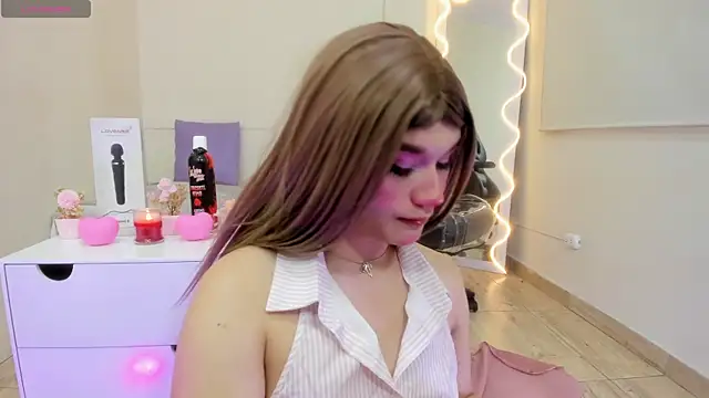 Snapshot of ocean_tay chatting on October 28, 2025, 12:15 pm ocean tay online show from October 28, 2025, 12:15 pm