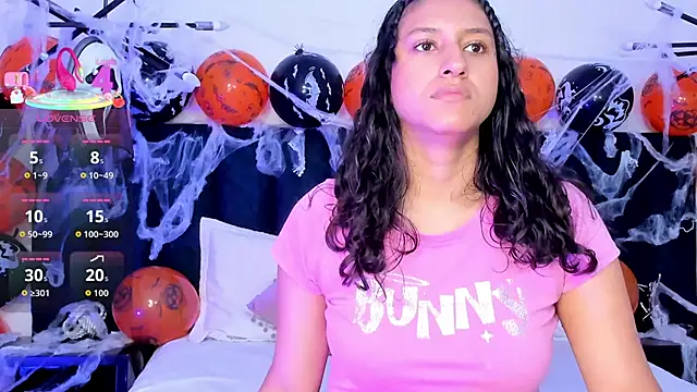 niia7 online show from October 29, 2025, 7:35 pm