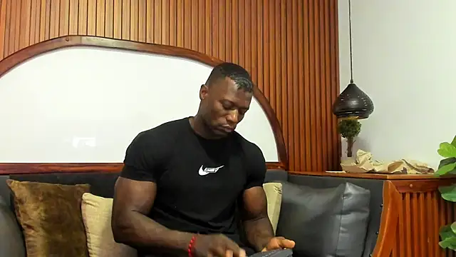 MarcusBlack  online show from May 20, 2026, 12:24 pm