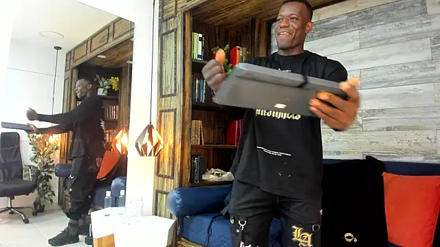 Snapshot of MarcusBlack_ chatting on December 2, 2025, 11:56 am MarcusBlack online show from December 2, 2025, 11:56 am