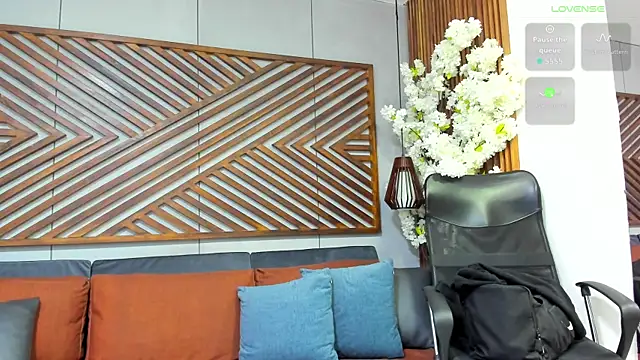 Snapshot of MarcusBlack_ chatting on November 19, 2025, 11:43 am MarcusBlack online show from November 19, 2025, 11:43 am