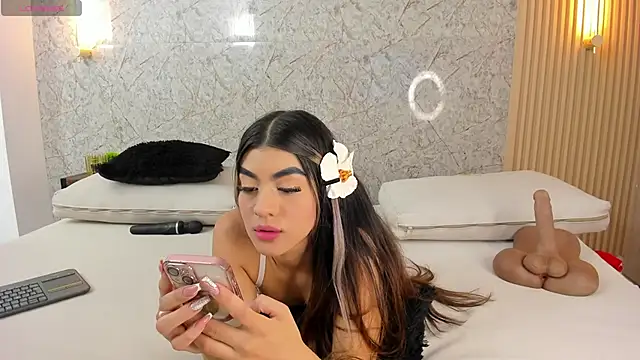 Snapshot of Antonella_west chatting on October 16, 2025, 7:44 pm Antonella west online show from October 16, 2025, 7:44 pm