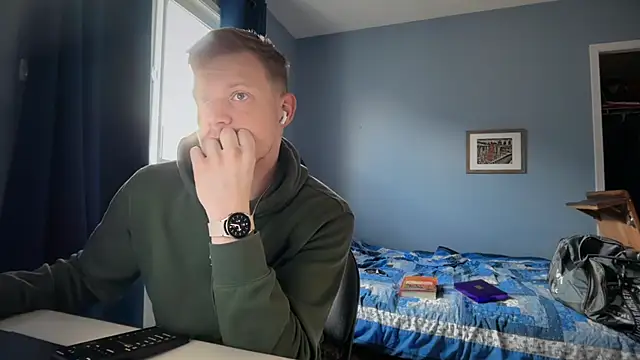 lustylyndon online show from April 13, 2026, 3:05 pm