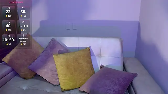 Snapshot of alesiamoore chatting on September 15, 2025, 1:44 pm alesiamoore online show from September 15, 2025, 1:44 pm