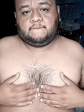 Snapshot of Osogaypardo chatting on September 17, 2025, 10:45 pm Osogaypardo online show from September 17, 2025, 10:45 pm