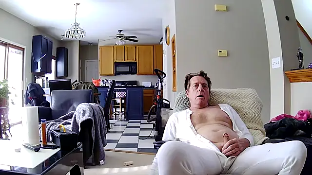 Snapshot of jocoff1 chatting on November 30, 2025, 4:19 pm jocoff1 online show from November 30, 2025, 4:19 pm