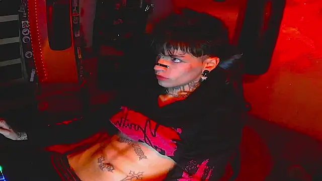 Snapshot of prince_x_dark chatting on November 10, 2025, 6:40 am prince x dark online show from November 10, 2025, 6:40 am