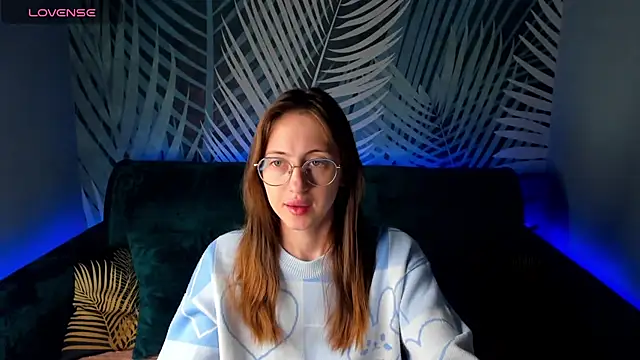 Snapshot of ChristyCrayme chatting on November 12, 2025, 11:52 pm ChristyCrayme online show from November 12, 2025, 11:52 pm