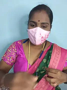 Snapshot of Tamil_riyalini12 chatting on July 18, 2026, 4:32 am Tamil riyalini12 online show from July 18, 2026, 4:32 am