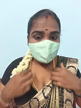 Snapshot of Tamil_riyalini12 chatting on July 10, 2026, 5:18 am Tamil riyalini12 online show from July 10, 2026, 5:18 am