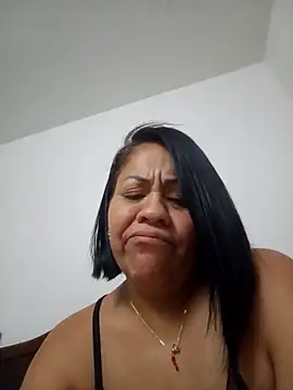 andrea sweet8 online show from December 14, 2025, 11:32 pm