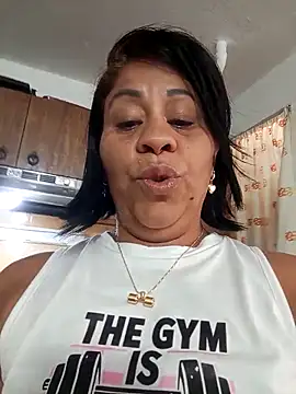 andrea sweet8 online show from November 17, 2025, 3:27 pm