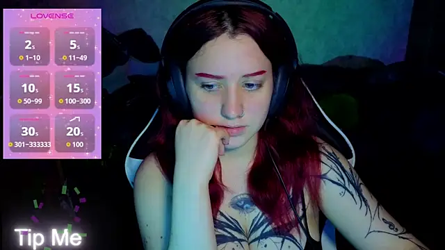 Snapshot of Mini_Lady1 chatting on May 10, 2026, 5:04 pm Mini Lady1 online show from May 10, 2026, 5:04 pm