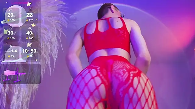 Snapshot of liiamluna_ chatting on September 10, 2025, 8:24 am liiamluna online show from September 10, 2025, 8:24 am