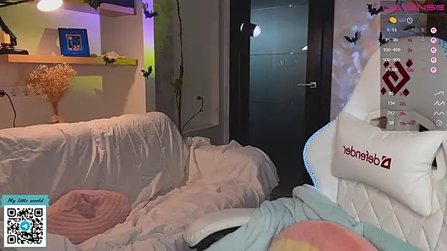 Snapshot of mia_here chatting on November 12, 2025, 1:54 am mia here online show from November 12, 2025, 1:54 am