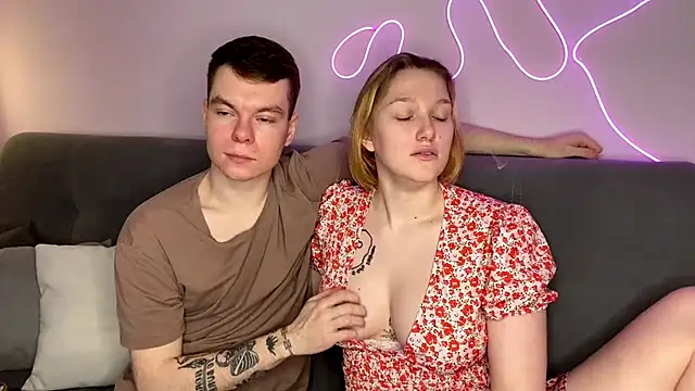 Snapshot of julielourens chatting on November 18, 2025, 8:17 am julielourens online show from November 18, 2025, 8:17 am