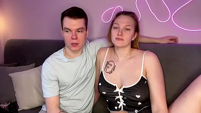 Snapshot of julielourens chatting on November 29, 2025, 8:25 am julielourens online show from November 29, 2025, 8:25 am