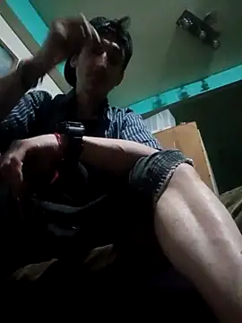 Raspinxx online show from December 15, 2025, 5:46 am