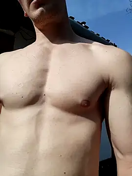 MrThomas31 online show from April 15, 2026, 1:48 pm