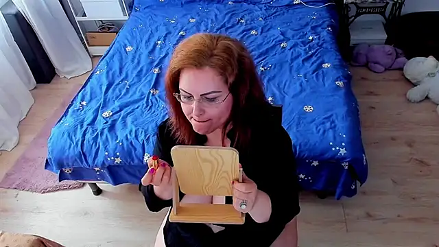 Snapshot of Squirt_Kimm chatting on January 10, 2026, 8:42 am Squirt Kimm online show from January 10, 2026, 8:42 am