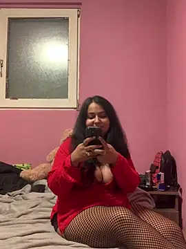 Snapshot of Melissa10 chatting on November 13, 2025, 6:12 pm Melissa10 online show from November 13, 2025, 6:12 pm