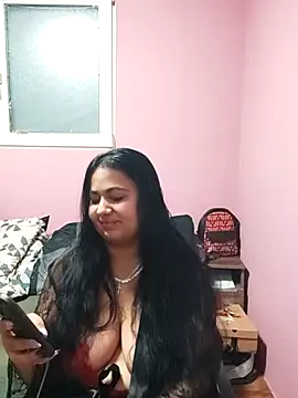 Snapshot of Melissa10 chatting on December 15, 2025, 7:52 pm Melissa10 online show from December 15, 2025, 7:52 pm