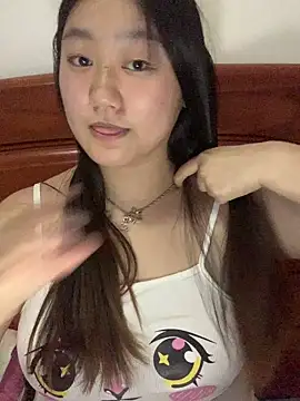 xialuo25 online show from March 25, 2026, 2:49 pm