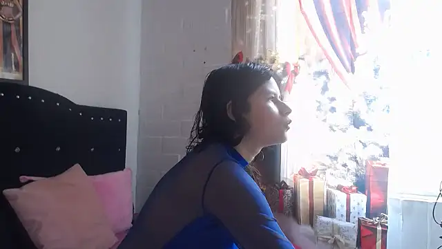 Snapshot of Valery_Hot_Bg chatting on November 5, 2025, 2:53 pm Valery Hot Bg online show from November 5, 2025, 2:53 pm