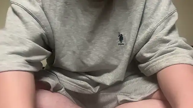 Yuta20002 online show from November 11, 2025, 5:08 pm