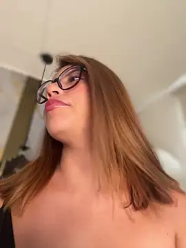 sara calderon online show from December 21, 2025, 1:24 pm