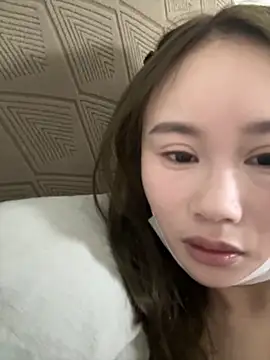 Snapshot of uulove521 chatting on October 28, 2025, 1:54 pm uulove521 online show from October 28, 2025, 1:54 pm