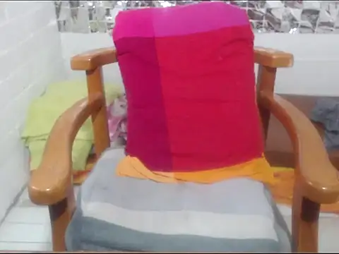 Snapshot of rose-crystal chatting on February 16, 2026, 11:02 pm rose-crystal online show from February 16, 2026, 11:02 pm