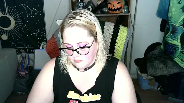 Kinky Witch online show from May 27, 2026, 4:58 pm