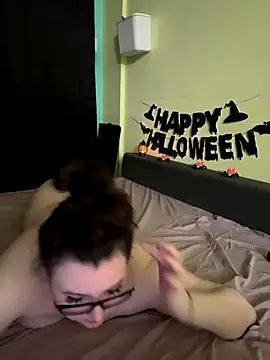 HaleyAyush online show from October 29, 2025, 4:50 pm