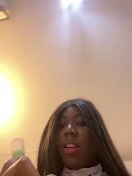 Alexia 24 online show from January 15, 2026, 8:23 pm